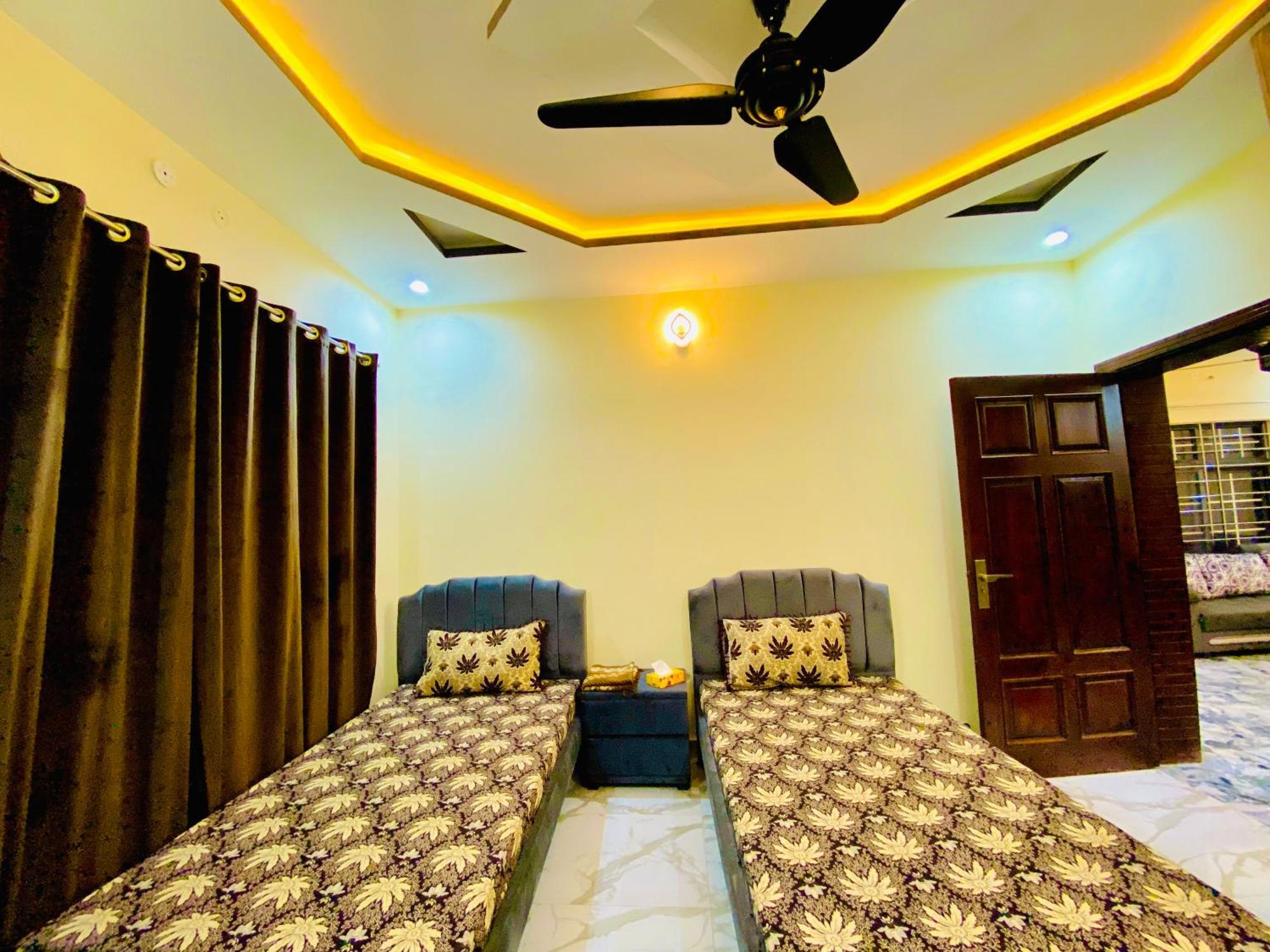 Moonlight Guest House Rawalpindi Exterior photo