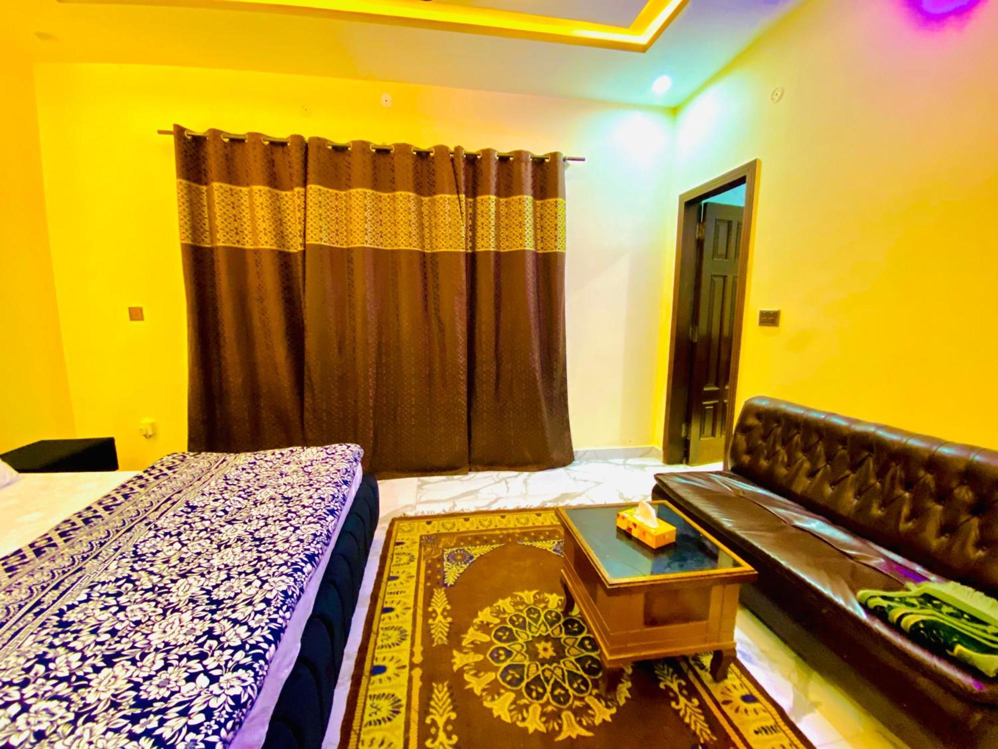 Moonlight Guest House Rawalpindi Exterior photo